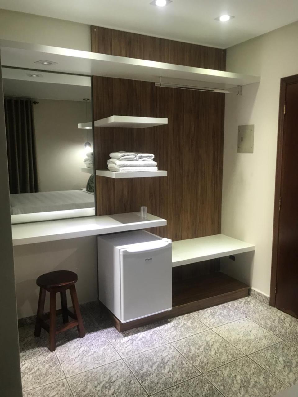 Hotel Araguaia Praia Grande  Buitenkant foto